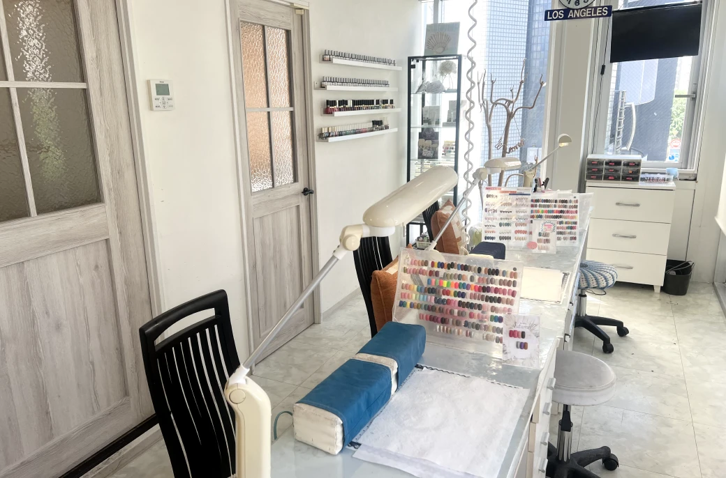 Lily's Nail & Cafe 相模原店