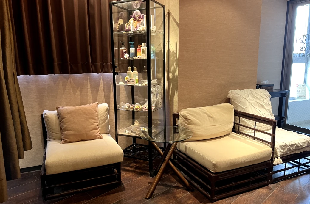 Plumeria by Lily's センター南店